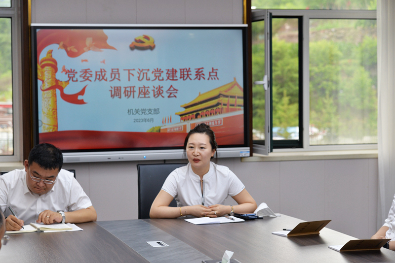 XT8_4405(1)(2).jpg